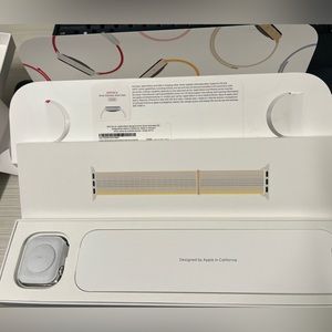 Apple iWatch Series 8 41 mm stainless steel with band